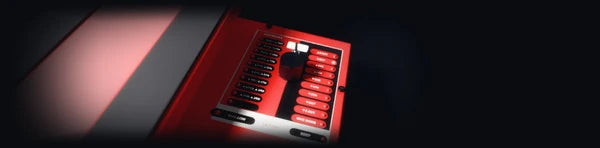 Pitch Suite Pro, DIVE: a red treadle pitch pedal, plugged in, its interval lamps lit
