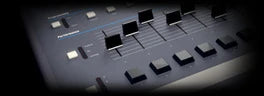 Reverse King 3, BITCRUSHER: a vintage grey drum sampler with faders and pads
