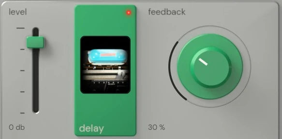 Reverse King 3, DELAY: the delay engine on the panel: its level fader, the green delay key with its picture of a vintage tape echo, and the feedback knob