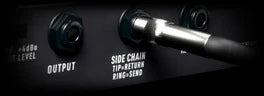 Reverse King 3, PUMP: the back of a rack compressor with a cable in its side-chain input